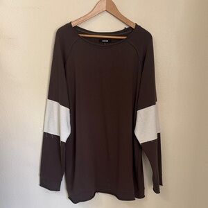 Jackson Men’s Distressed Long Sleeve Sweatshirt